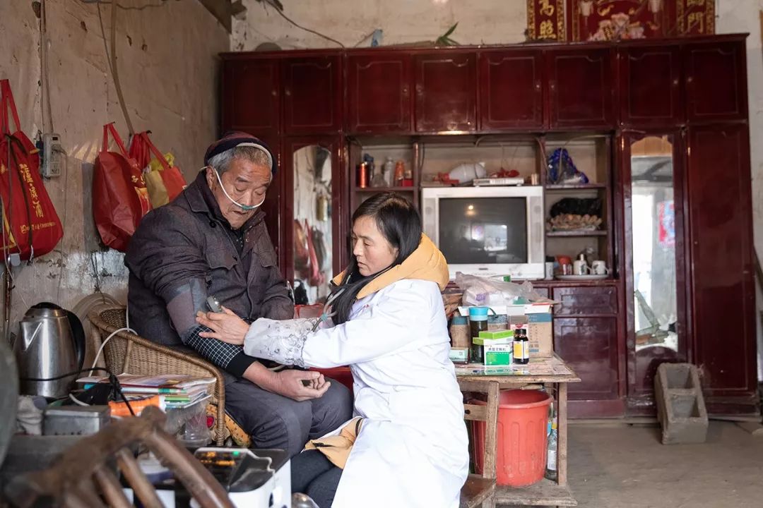 A Screen Moves Mountains in Baihe County